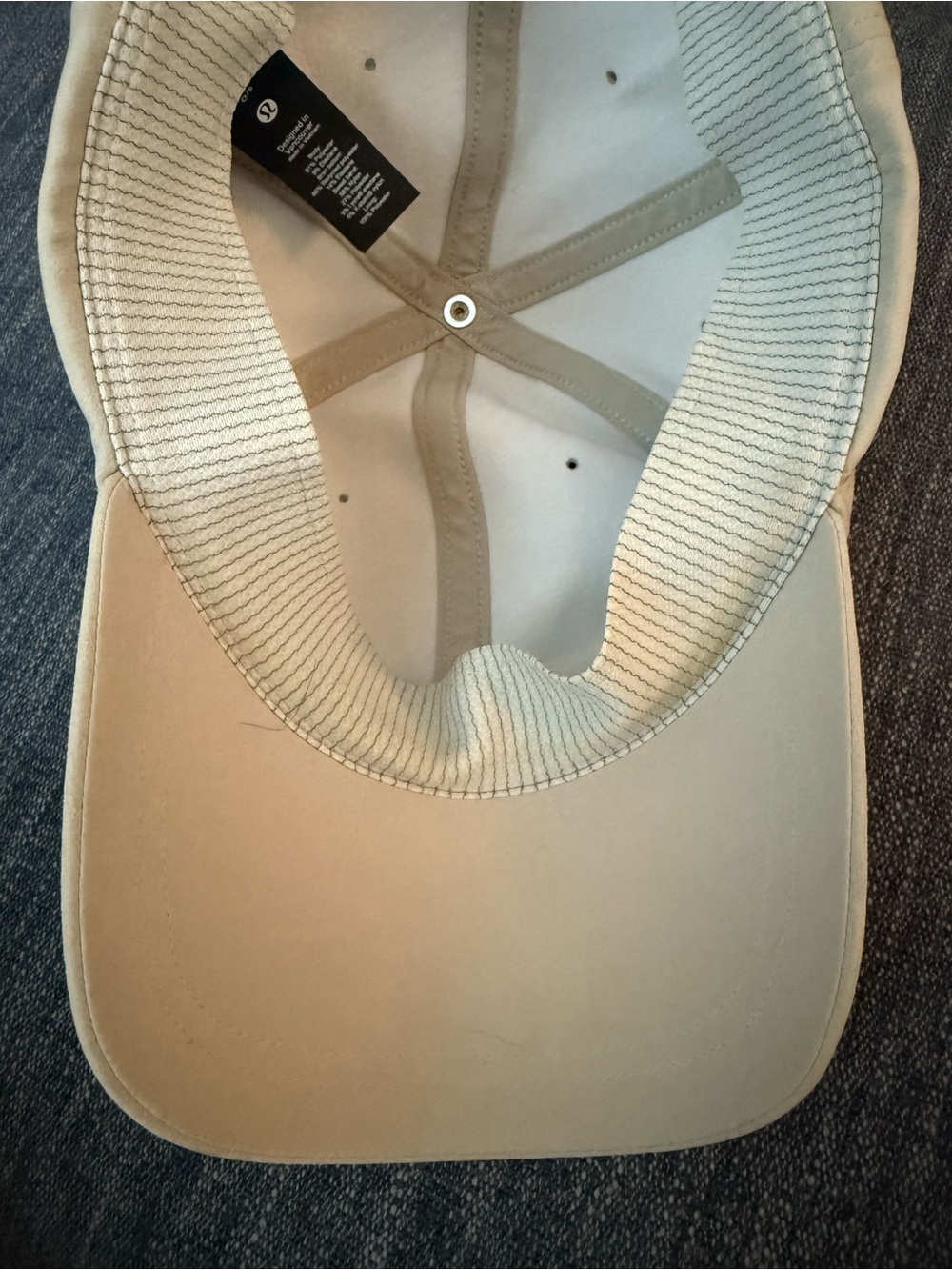 Lululemon Days Shade Ball Cap in Raw Linen (OS) - Picture 6 of 7